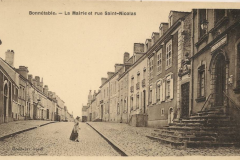 Bonnétable - La Mairie et rue Saint Nicolas