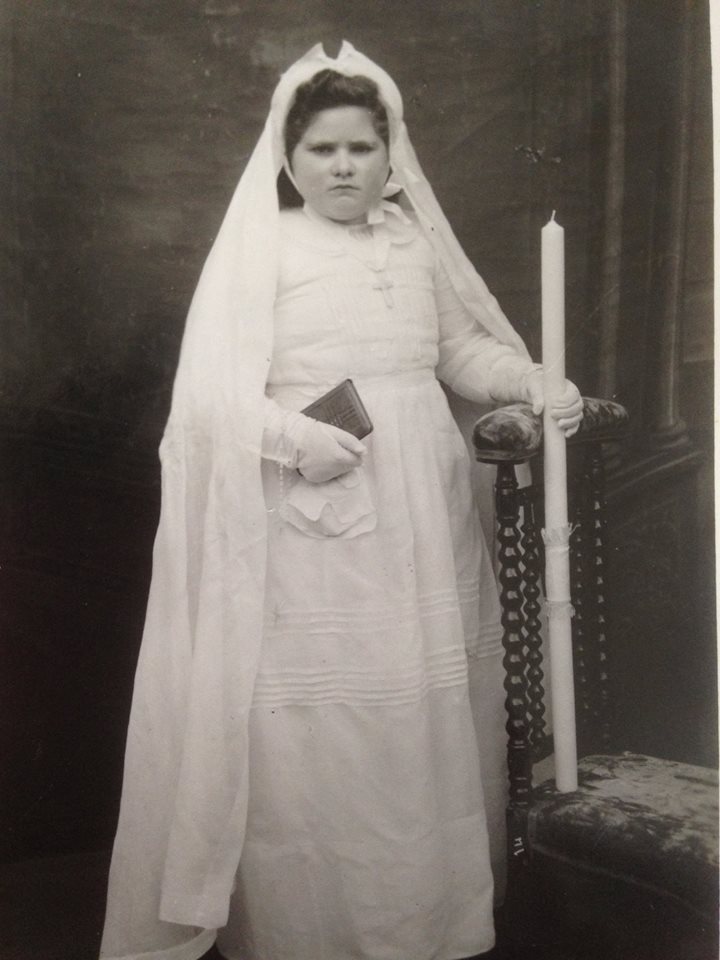 Lieu inconnu - Communion - BOULAY Yvette, Georgette - Ma grand mère - Vers 1951 (Natacha Fabre Véron)