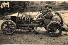Circuit de la Sarthe 1906 - Hémery, vainqueur en 1905 au Circuit des Ardennes et de la coupe Vanderbilt sur sa voiture Darracq