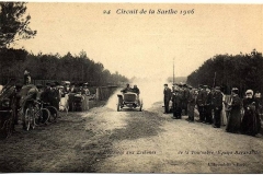 Circuit de la Sarthe 1906 - L'arrivée aux tribunes