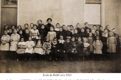 Beillé - Groupes - Photos de classe - AUBIER Yvonne au 1er rang la 5ème à gauche - Vers 1913 - Vue 02 (Véronique Serve-Catelin)