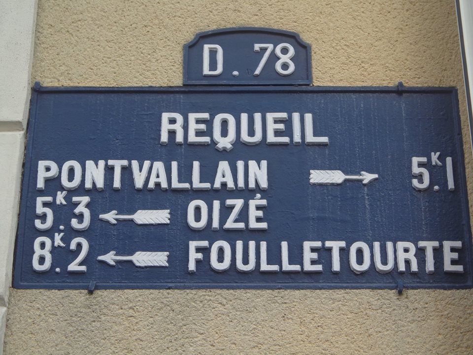 Requeil - Plaque de cocher - Pontvallain - Oizé - Foulletourte (Marie-Yvonne Mersanne)