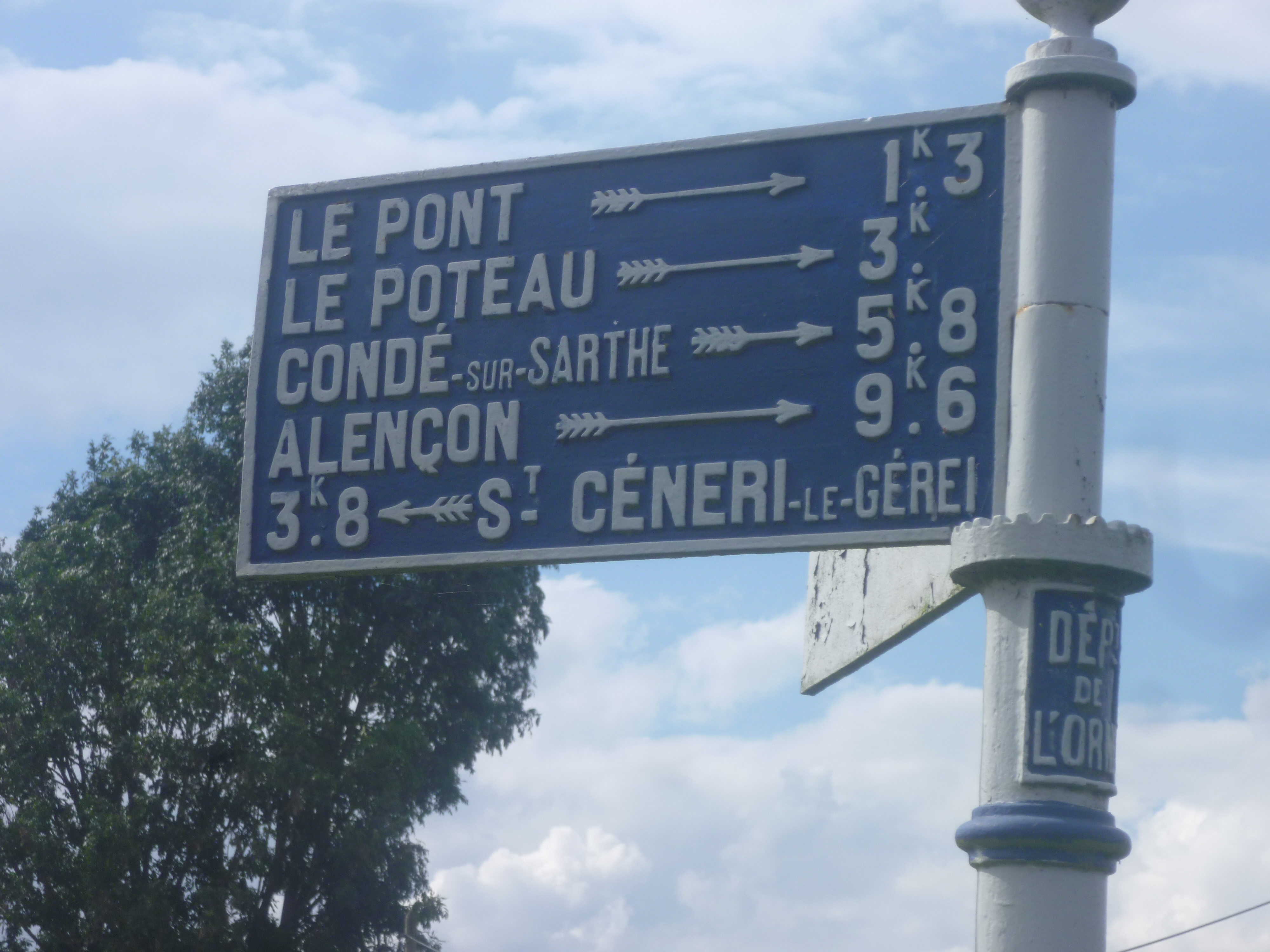 Zone 61 - Saint Céneri le Gérei, lieu dit Le Bois du But sur la D101 - Plaque de cocher - Le Pont - Le Poteau - Condé sur Sarthe - Alençon - Saint Céneri le Gérei (Gwéna Tireau)