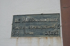 Le Mans, rue de Degré - Plaque de cocher - Place de la République - Degré 02 (Louis-Marie Ligné)