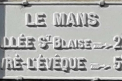 Le Mans, rue de l'Eventail - Plaque de cocher - Vallée Saint Blaise - Yvré l'Evêque (Camille Chauvet)