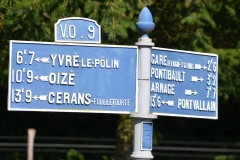 Moncé en Belin, à 500m du bourg - Plaque de cocher - Yvré le Pôlin - Oizé - Cérans Foulletourte - Gare de Laigné Saint Gervais - Pontibault - Arnage - Pontvallain (San Doni)