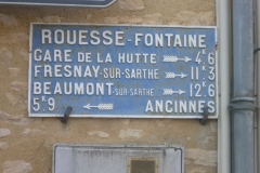 Rouessé Fontaine - Plaque de cocher - Gare de La Hutte - Fresnay sur Sarthe - Beaumont sur Sarthe - Ancinnes (Gwéna Tireau)