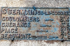 Saint Germain sur Sarthe, rue du Chêne - Saint Germain de la Coudre jusqu'en 1952 - Plaque de cocher - Coulombiers - Chérancé - Piacé - Beaumont sur Sarthe (Véronique Foulon-Légère)