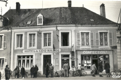 Tuffé - Hôtel du Coq Hardi