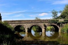 Epineu le Chevreuil - Pont de la Jumellière sur la Vègre - Il est du XVIIIè siècle et possède 3 arches (Philippe Gondard)