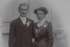 Fresnay sur Sarthe - Couples et familles - Couple inconnu - Vers 1910 (Sylvie Leveau)