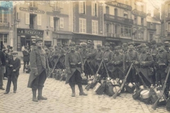 Le Mans - Militaires - Guerre 1914-1918 - Rassemblement de soldats (Sylvie Leveau)