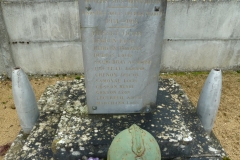 Auvers sous Montfaucon - Monument commémoratif - A nos fils morts pour la France 1914-1918 et 1939-1945 - Vue 03