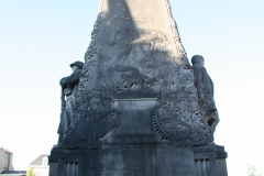 Le Mans en 2010 - Monument commémoratif - Avenue de la Libération - La Sarthe à ses enfants morts pour la France - Vue 03 (Sylvie Leveau)