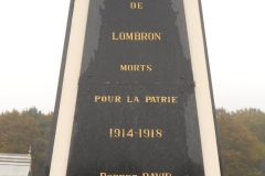 Lombron - Monument commémoratif - Aux enfants de Lombron morts pour la patrie 1914-1918 et 1939-1945 - Vue 02 (Romain Christopher Guillaume Lépine)