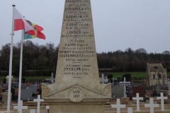 Sillé le Guillaume - Monument commémoratif - Monument aux morts - Vue 03 (Marie-Yvonne Mersanne)